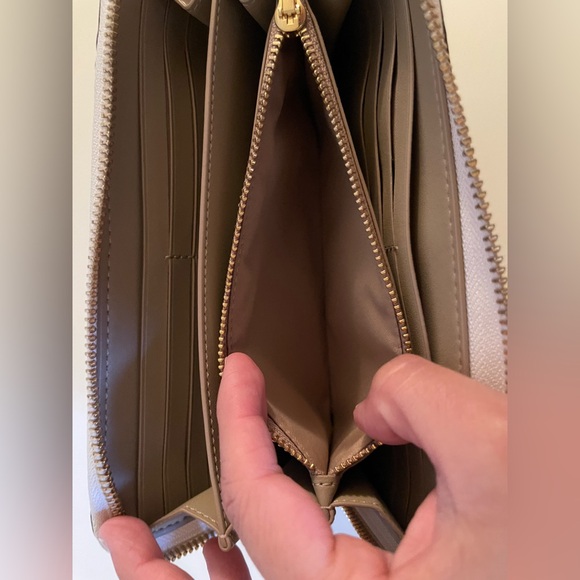 Coach Cream Embossed Wallet - Picture 6 of 8